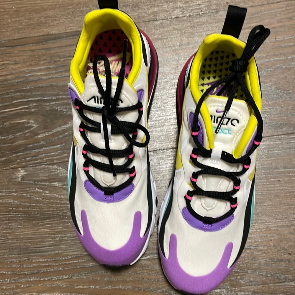 Nike air 270